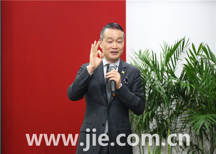 UG环球|官方网站