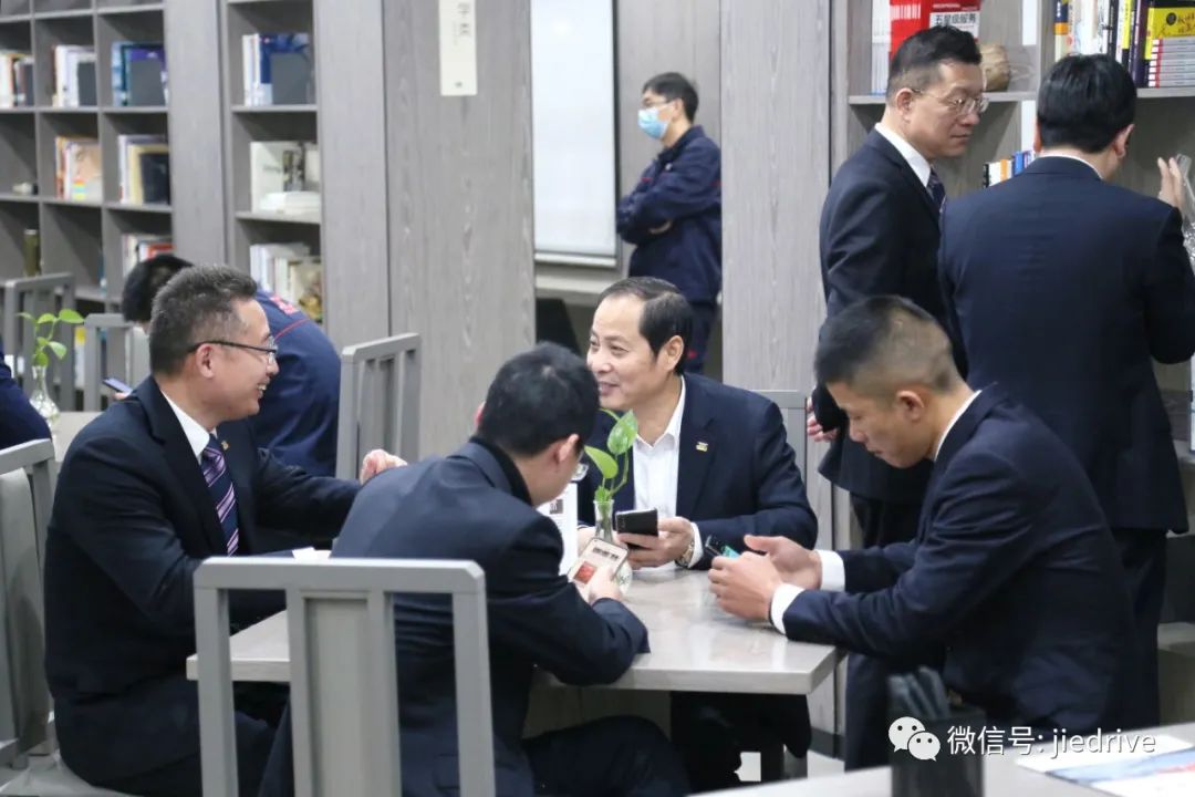 UG环球|官方网站